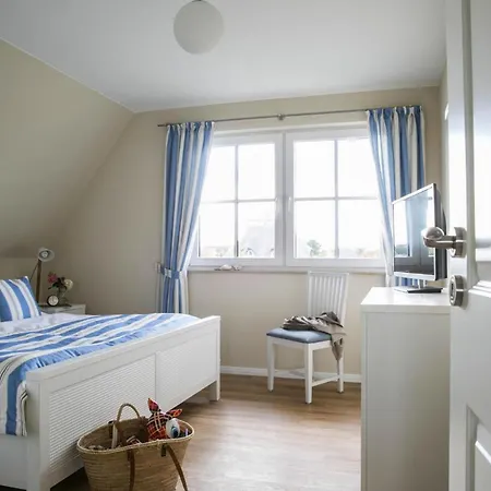 Luxus Reetdachhaus In Mit Sauna, Cleaning Included Prázdninový dům *