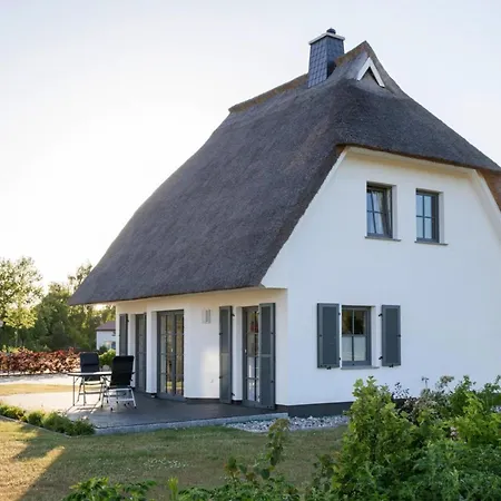 Prázdninový dům Luxus Reetdachhaus In Mit Sauna, Cleaning Included *